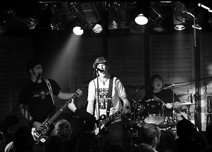 b15ff-band2bphoto